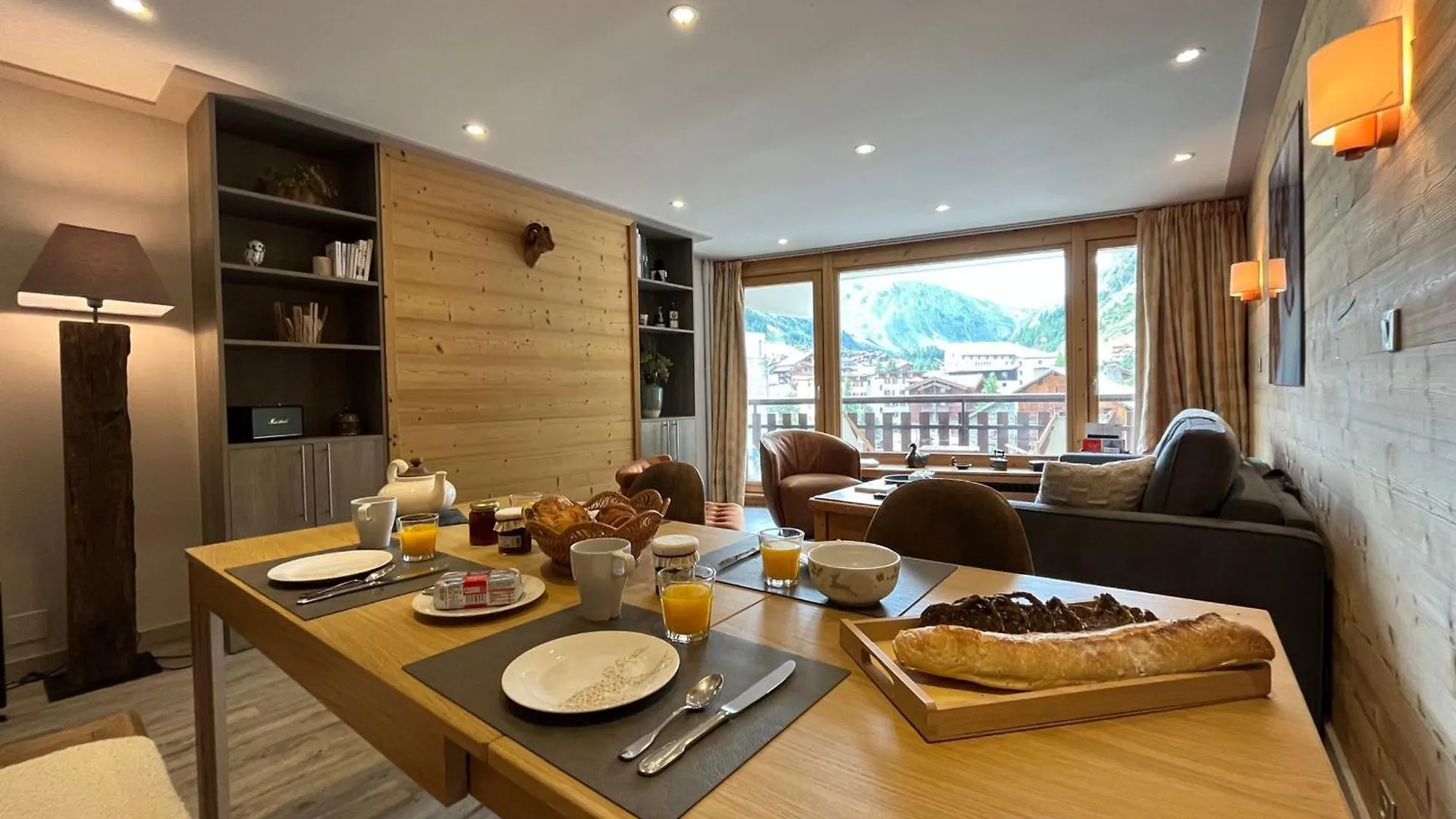 Apartment Appartement Moderne Avec Balcon, Wifi Et Cuisine Equipee - Fr-1-694-168 Val-d'Isere
