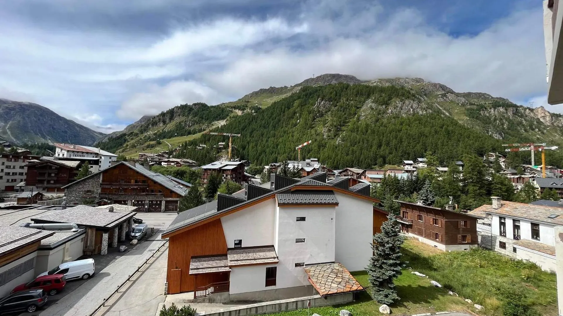 Apartment Appartement Moderne Avec Balcon, Wifi Et Cuisine Equipee - Fr-1-694-168 Val-d'Isere